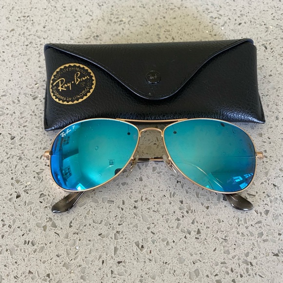 RayBan Aviator Polarized Sunglasses - Picture 6 of 7